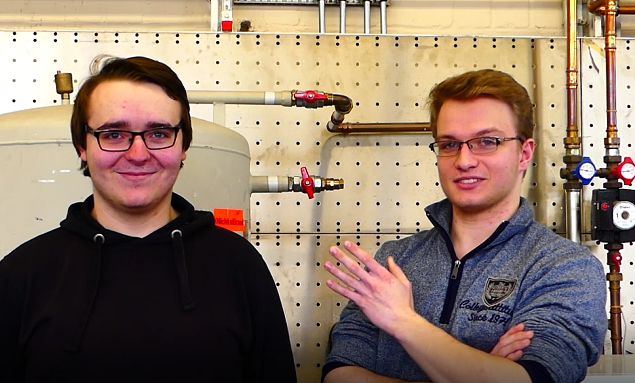 Anlagenmechaniker am BKE entwickeln eigene Regelungseinheit