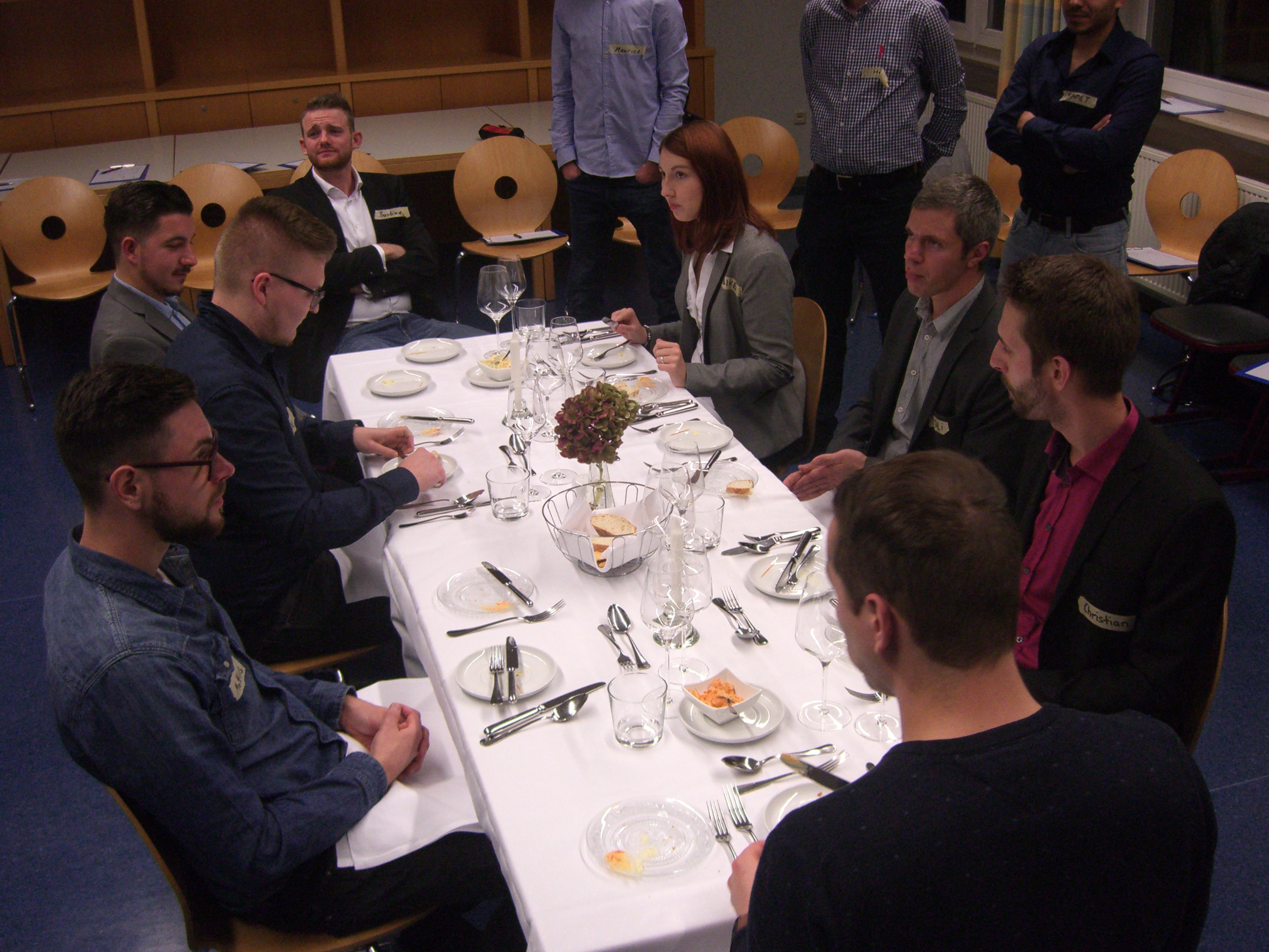 Workshop in der Fachschule Technik: Wie verhalte ich mich angemessen bei Geschäftsessen?